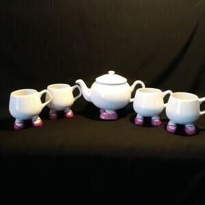 6 Pc Henry's Staffordshire Childs Walking Wear Tea Set